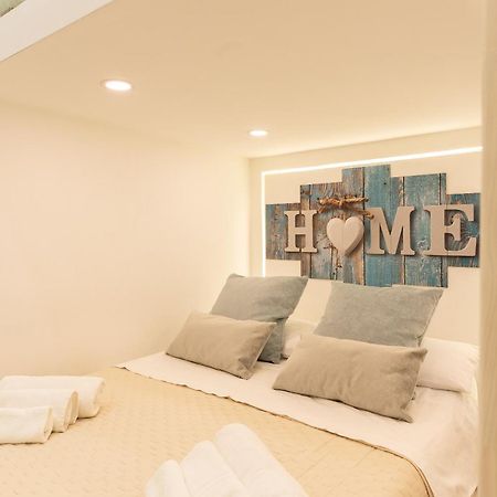 House Benedetta Centro Di Napoli公寓 外观 照片