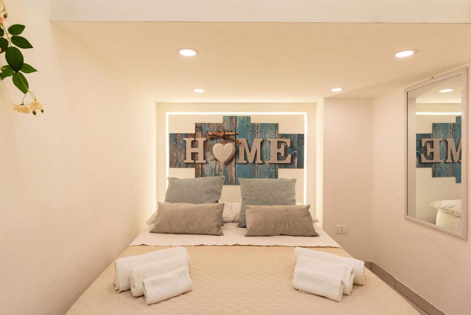 House Benedetta Centro Di Napoli公寓 外观 照片